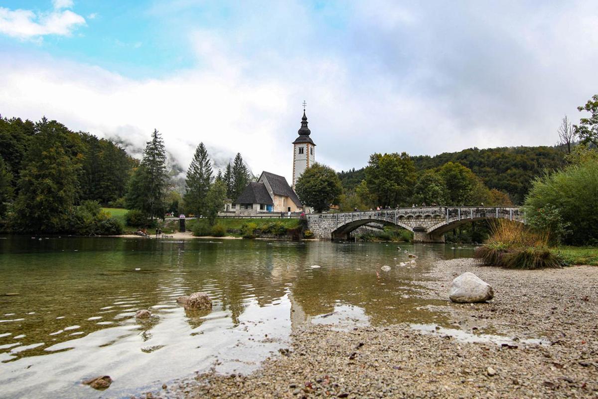 Apartmaji Pri Kozmavo - Little House Bohinji-tó Kültér fotó